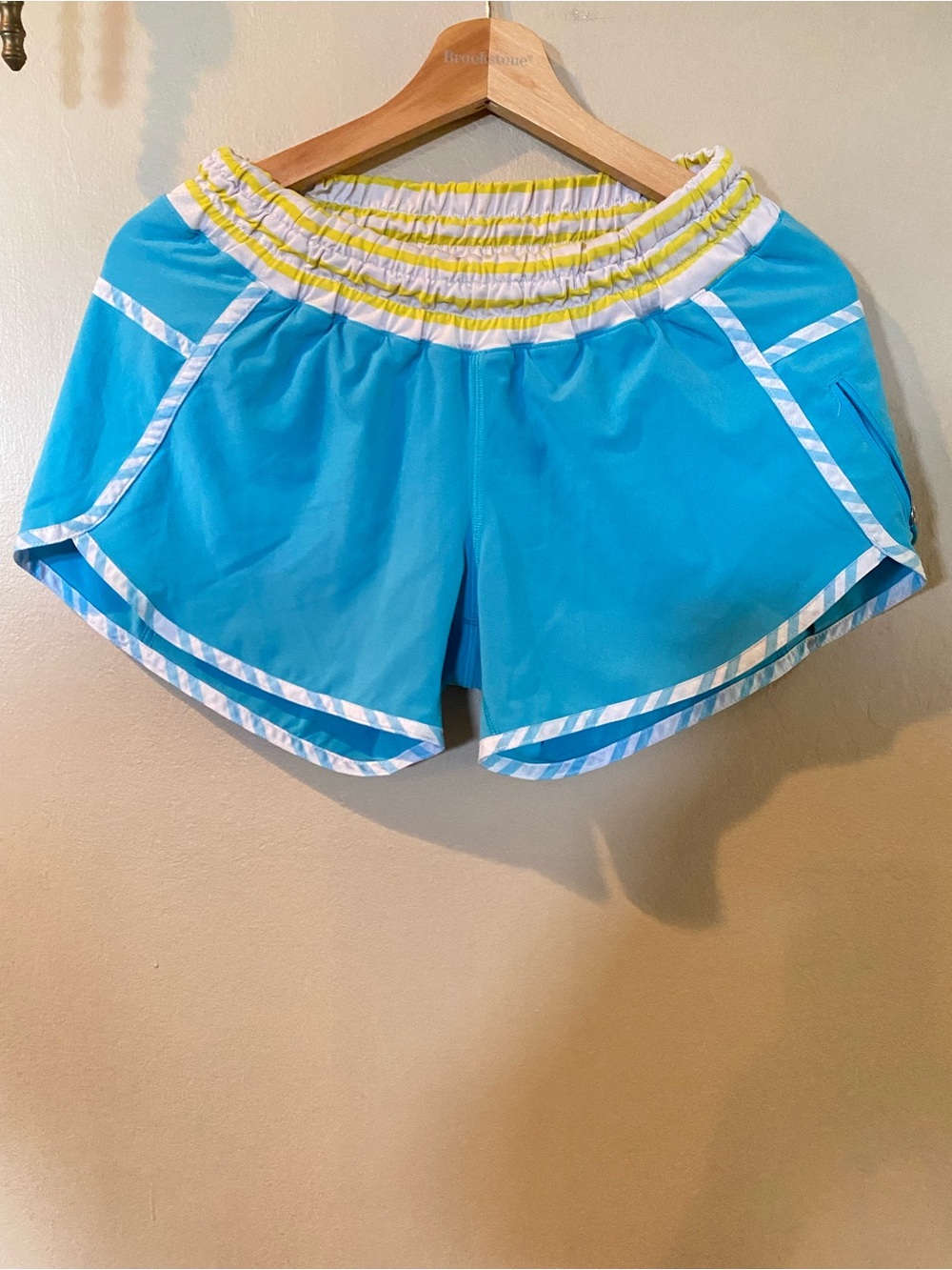 BUNDLE OF 2 Shorts